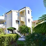 Apartament Diva By Interhome